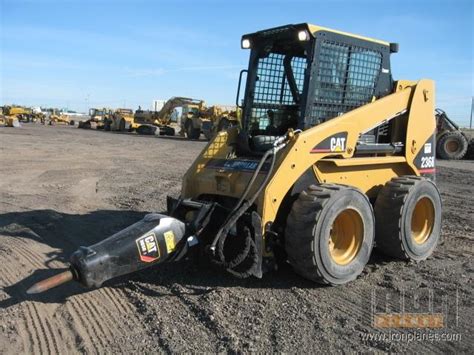 236b john deere skid steer specs|caterpillar 236b specs.